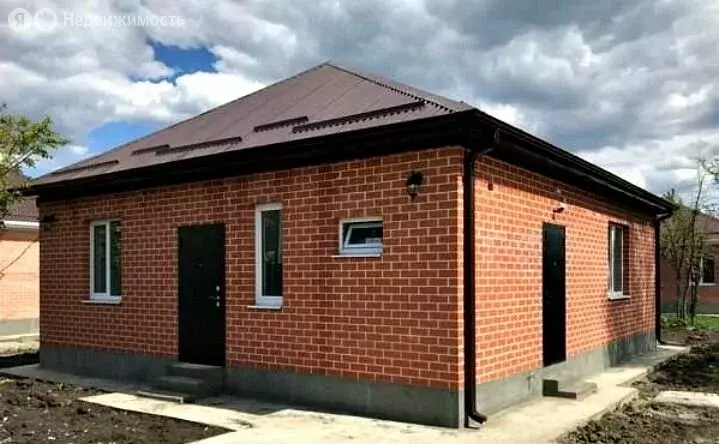 Дом в Ростов-на-Дону, Особенная улица (86 м) - Фото 1