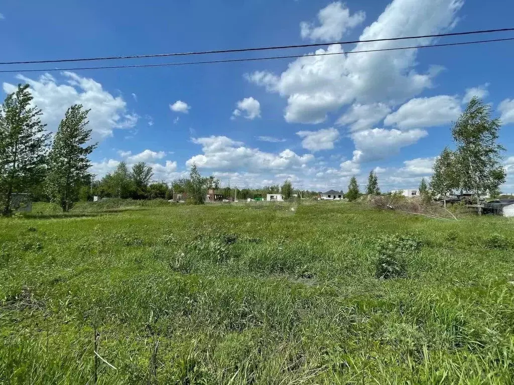 Участок в Белгородская область, Старый Оскол ул. Нефритовая, 3 (15.0 ... - Фото 1