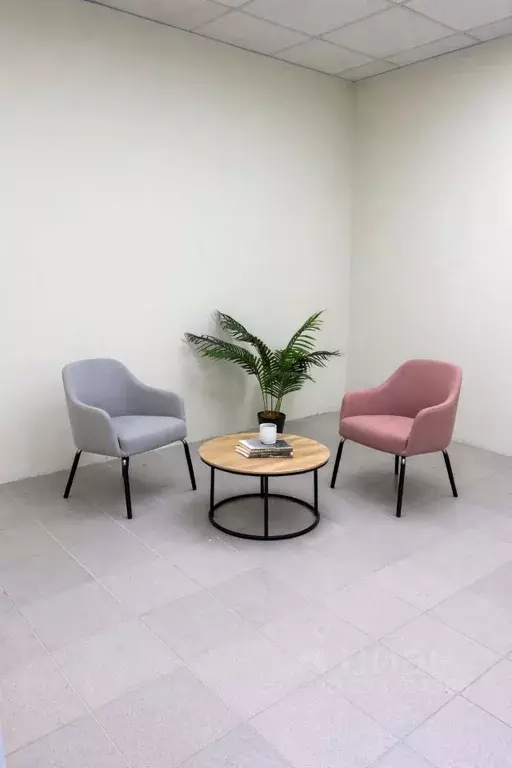 Офис в Ленинградская область, Гатчина Исторический район Хохлово Поле, ... - Фото 2