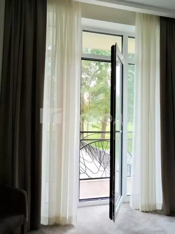 2-к кв. Новосибирская область, Новосибирск ул. Победы, 55/1 (105.0 м) - Фото 2