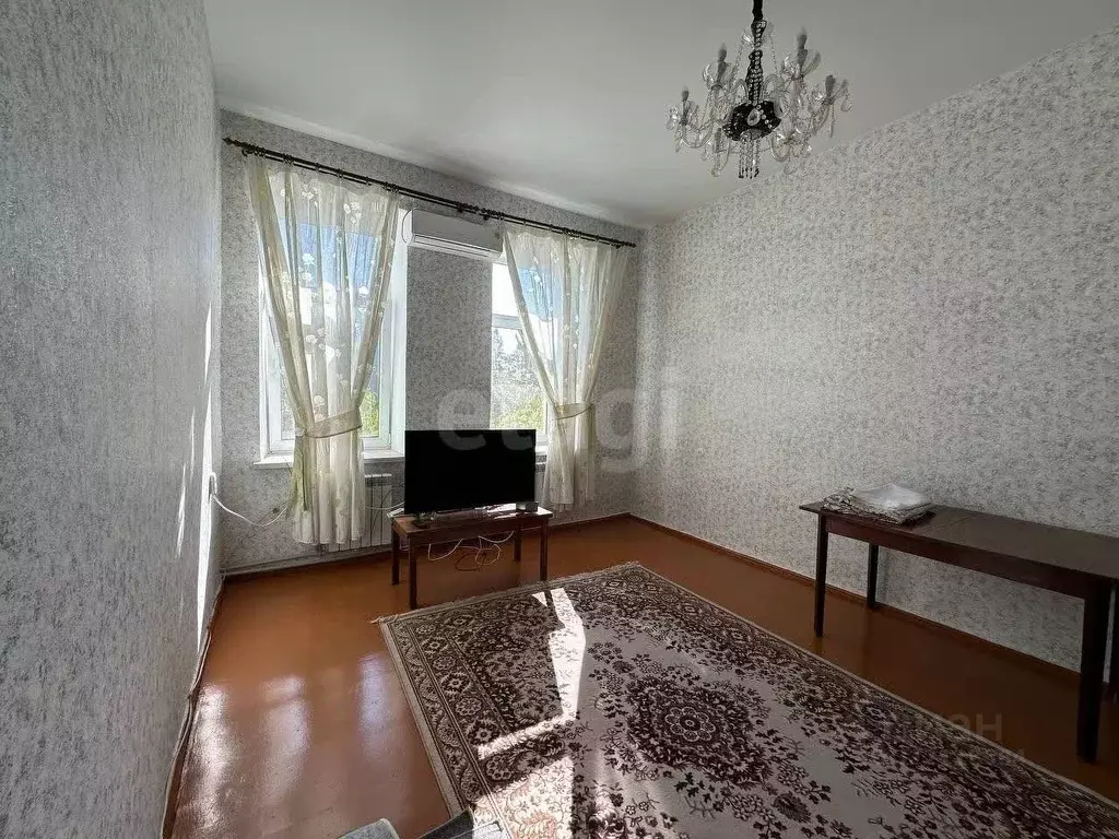 3-к кв. Крым, Симферополь ул. Спера (55.0 м) - Фото 1