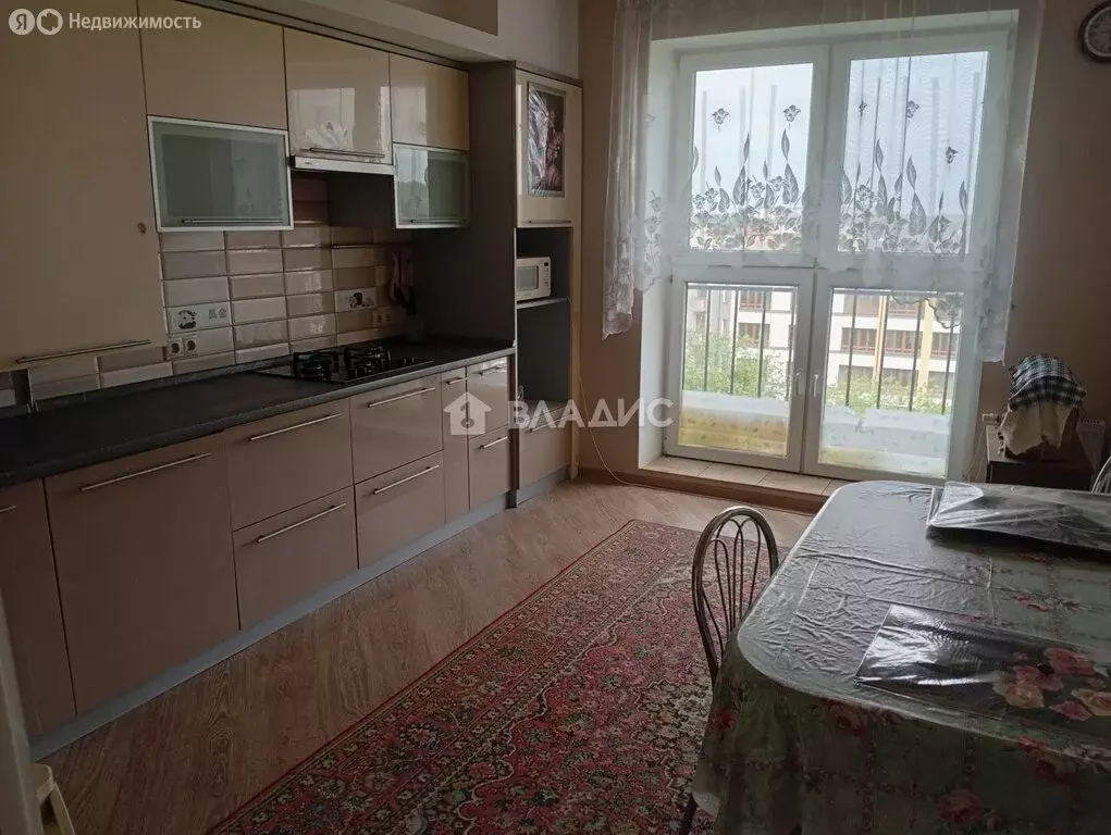 2-комнатная квартира: Калининград, улица Горького, 168 (74.3 м) - Фото 0