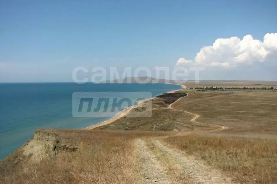 Участок в Крым, Сакский район, с. Штормовое  (2.0 сот.) - Фото 0