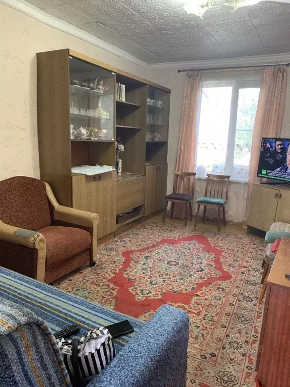 2-к кв. Красноярский край, Красноярск Базайская ул., 229 (42.0 м) - Фото 0