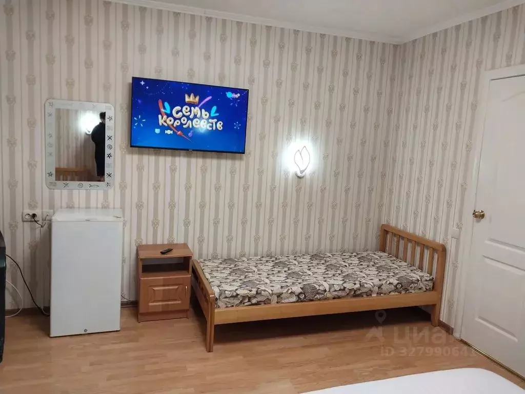 Комната Крым, Алушта муниципальный округ, с. Малореченское ул. ... - Фото 2