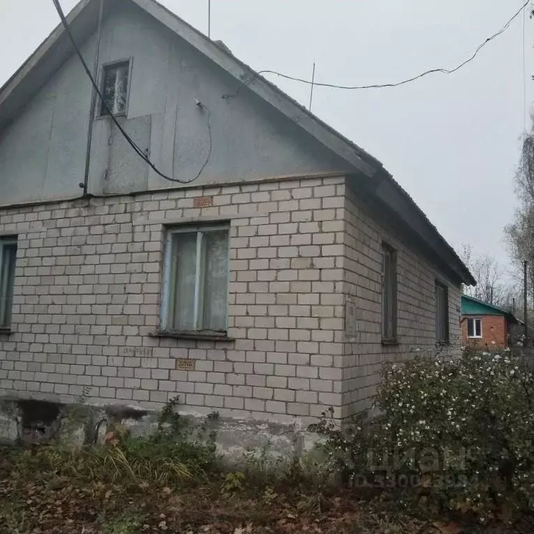 Помещение свободного назначения в Псковская область, Палкино рп ул. ... - Фото 1