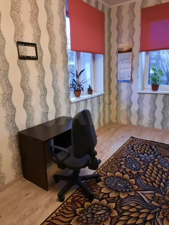 Комната 21 м в 3-к., 2/2 эт. - Фото 0