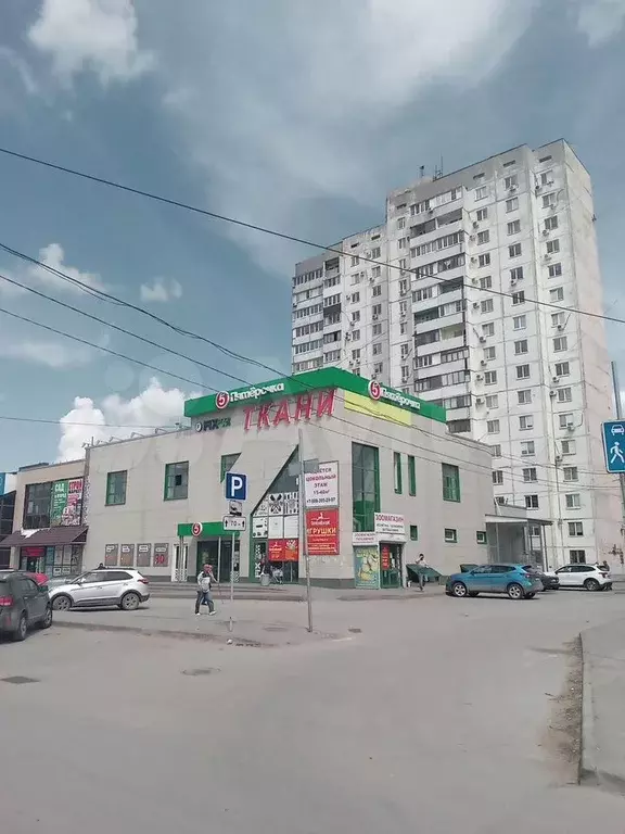 Сдам площади в торговом центре от 30 до 145 м2 - Фото 1