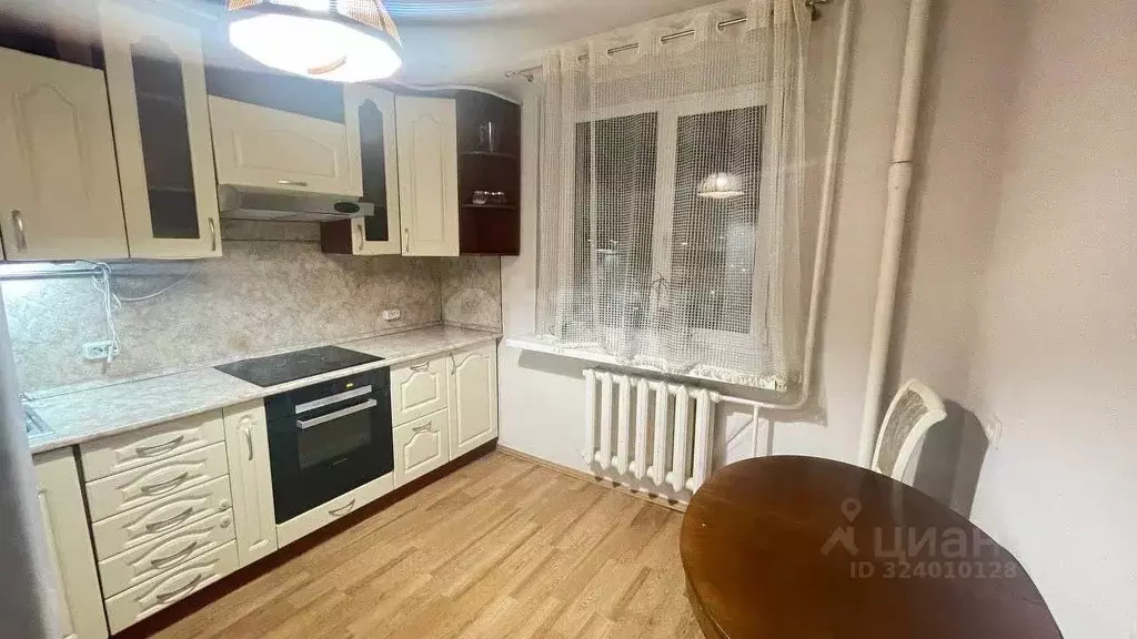 2-к кв. Тюменская область, Тюмень ул. Болотникова, 11 (52.0 м) - Фото 1