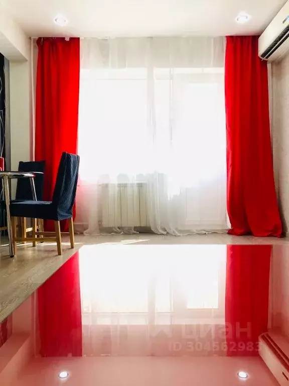2-к кв. Омская область, Омск Полковая ул., 37 (45.0 м) - Фото 0