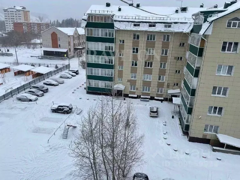 3-к кв. Алтай, Горно-Алтайск Промышленная ул., 3/1к1 (69.4 м) - Фото 1