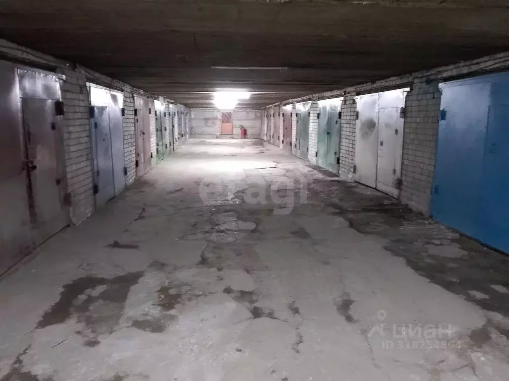 Гараж в Саратовская область, Саратов ул. Имени С.Т. Разина, 13/31 (19 ... - Фото 1