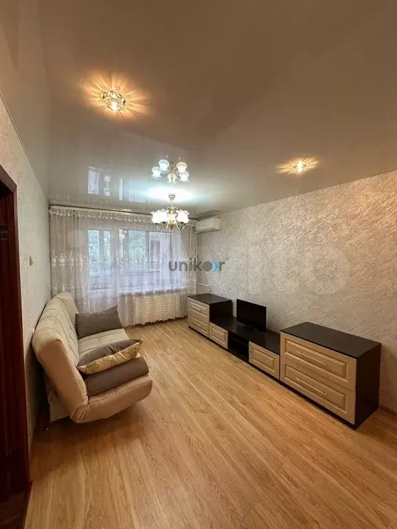 2-к. квартира, 45 м, 7/9 эт. - Фото 1