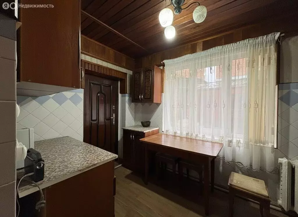 3-комнатная квартира: Владикавказ, улица Серобабова, 19 (47 м) - Фото 1