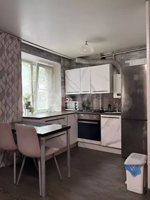 2-к. квартира, 42,2 м, 2/5 эт. - Фото 0