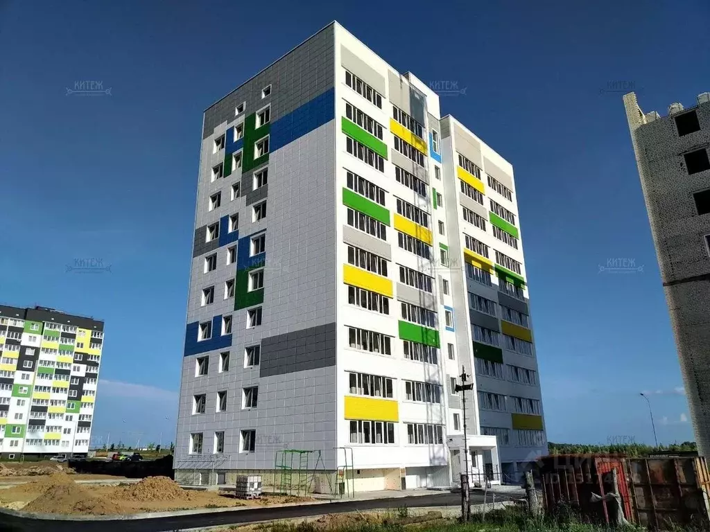 3-к кв. Калужская область, Калуга ул. Минская, 40 (55.6 м) - Фото 0