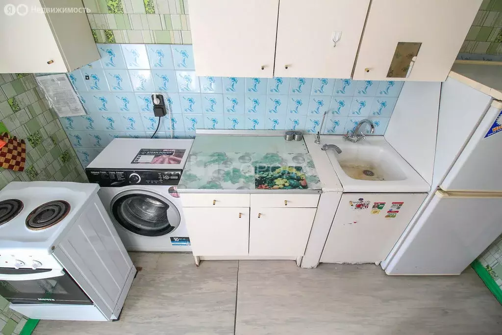 3-комнатная квартира: Новоалтайск, улица Анатолия, 41 (59 м) - Фото 1