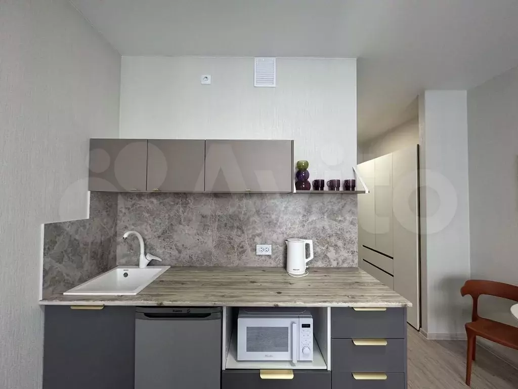 Квартира-студия, 25 м, 27/28 эт. - Фото 0