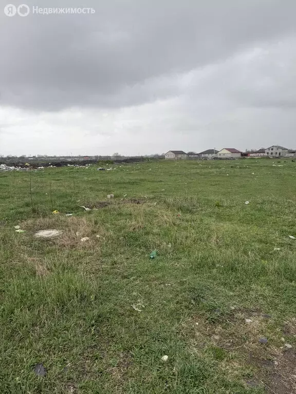 Участок в Беслан, улица Братьев Торчиновых (9 м) - Фото 0