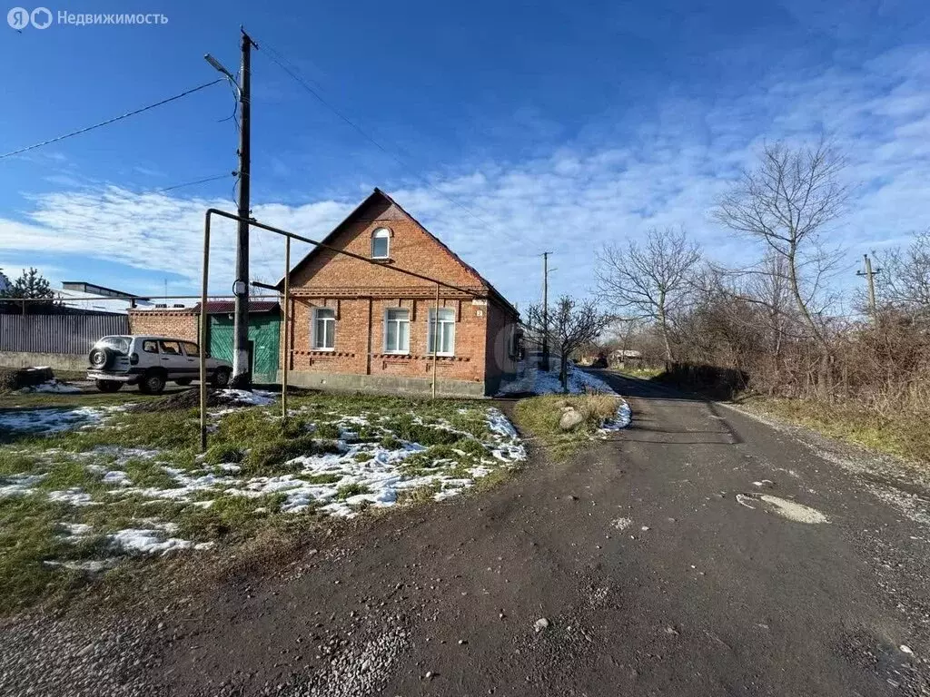 Дом в посёлок городского типа Заводской, улица Луначарского (77 м) - Фото 2