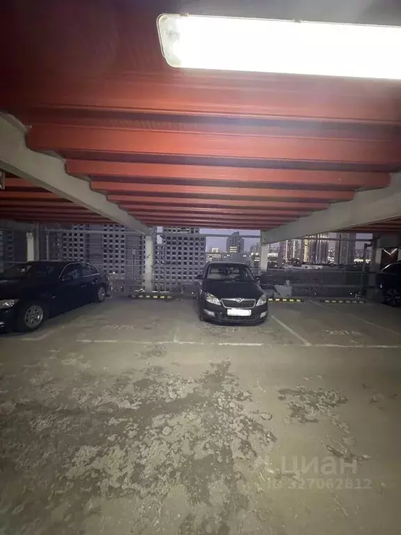 Гараж в Москва Большая Очаковская ул., 7 (13 м) - Фото 1