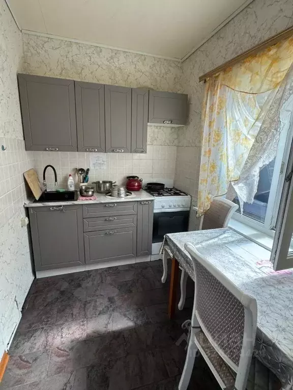 Дом в Краснодарский край, Ейск Таманская ул. (260 м) - Фото 1