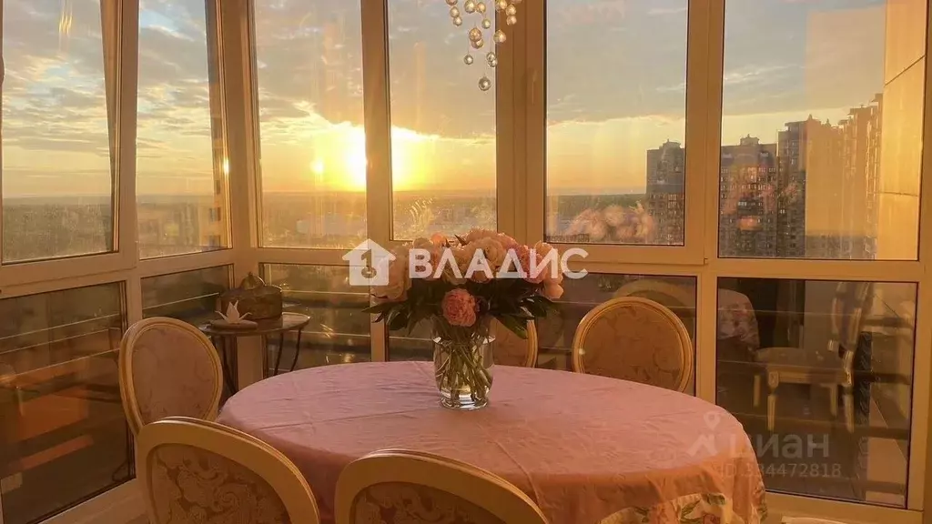 3-к кв. Московская область, Одинцово ул. Сколковская, 3В (88.5 м) - Фото 1