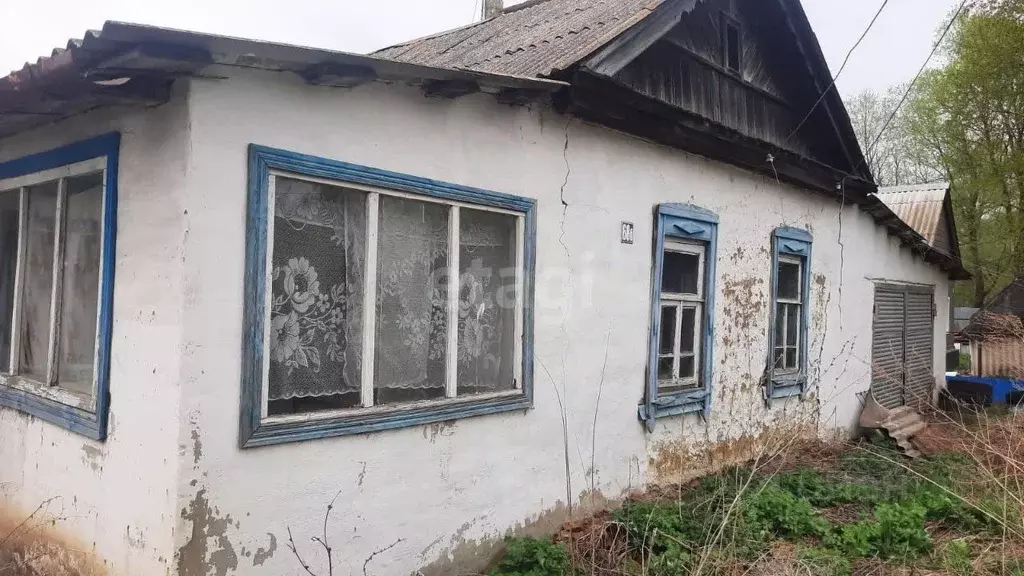 Дом в Мордовия, Ромодановский район, д. Лыковщина Республиканская ул., ... - Фото 1