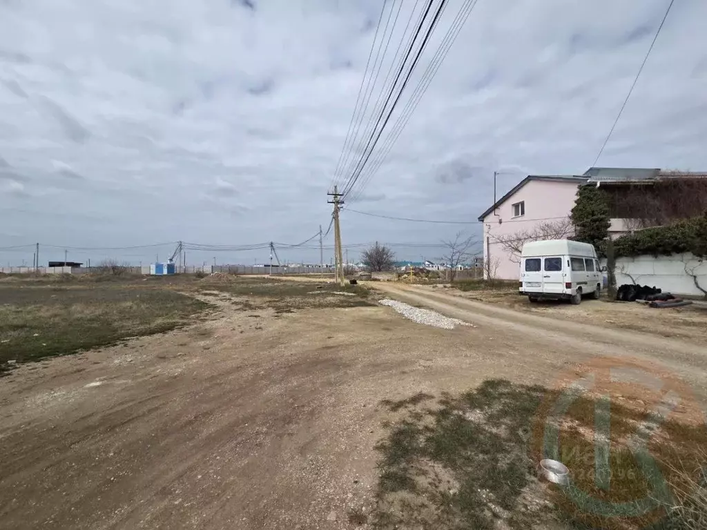 Участок в Крым, Евпатория городской округ, Заозерное пгт ул. ... - Фото 2