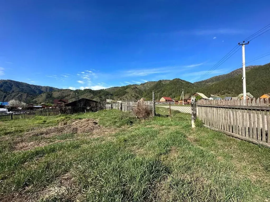 Участок в Алтай, Чемальский район, Элекмонарское с/пос, с. Элекмонар  ... - Фото 1