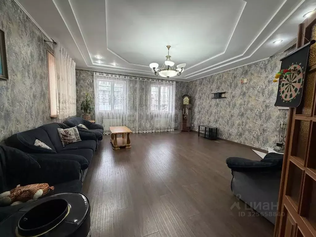 Дом в Крым, Симферопольский район, Молодежное пгт ул. Ялтинская (412 ... - Фото 2