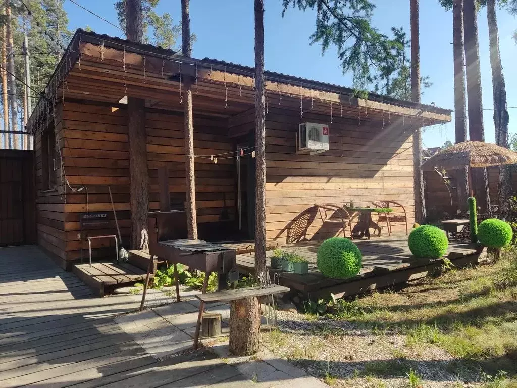 Дом в Бурятия, Прибайкальский район, с. Горячинск Дачная ул., 9 (50 м) - Фото 1