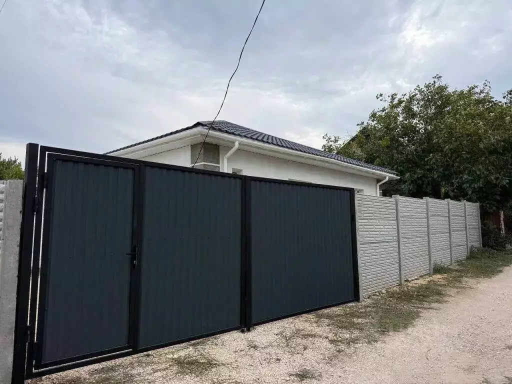 Дом в Крым, Симферопольский район, Трудовское с/пос, пос. Айкаван, ... - Фото 2