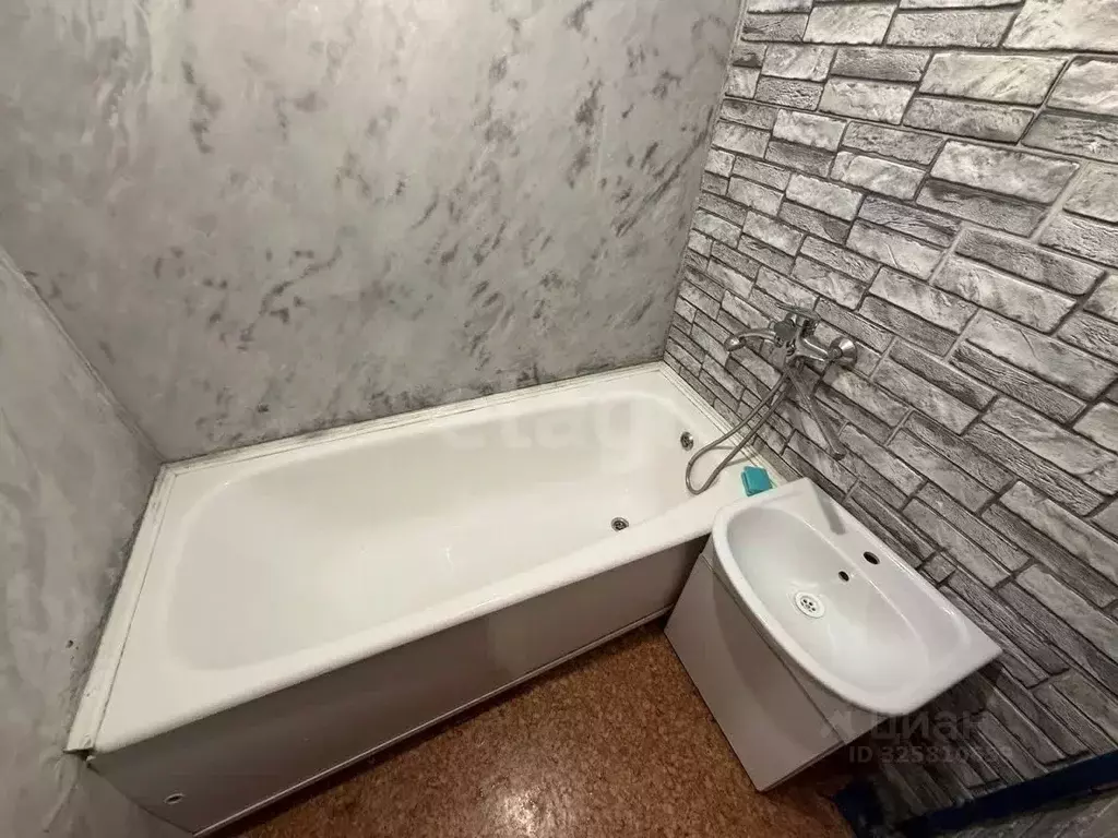 1-к кв. Новосибирская область, Новосибирск ул. Плахотного, 76 (33.0 м) - Фото 1