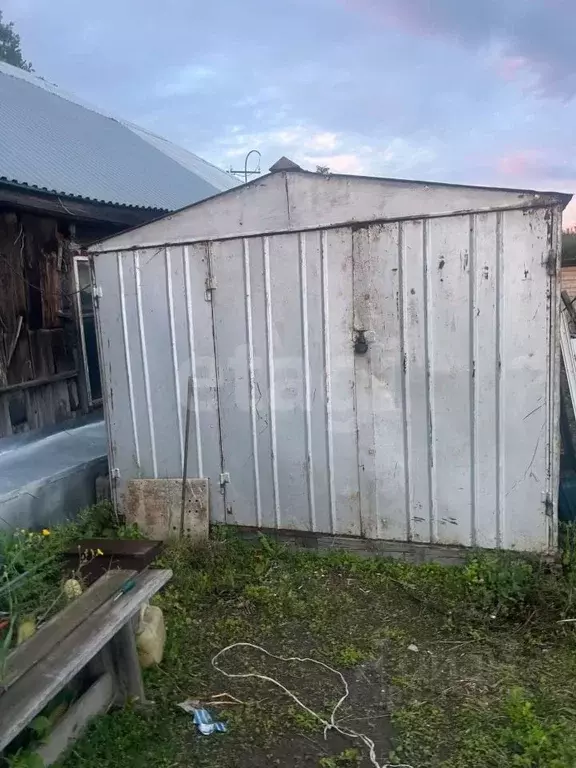 Дом в Хабаровский край, Комсомольск-на-Амуре пос. Амурсталь, ул. ... - Фото 1