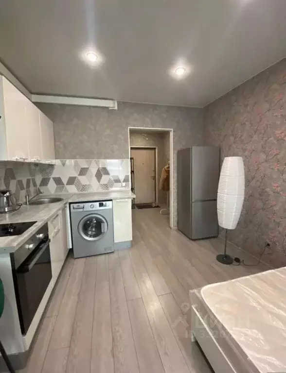 Студия Иркутская область, Иркутск ул. Шмидта, 20 (21.0 м) - Фото 1