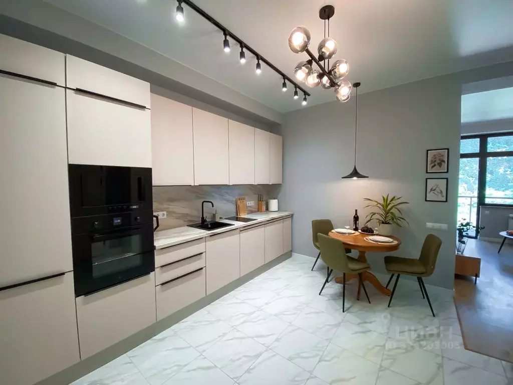 2-к кв. Крым, Ялта муниципальный округ, Виноградное пгт ул. Красина, ... - Фото 1