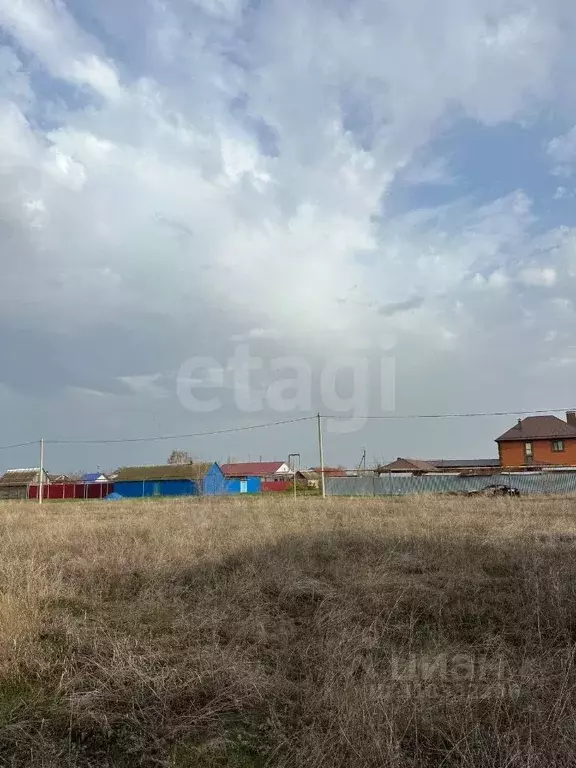 Участок в Саратовская область, Энгельсский район, Терновское ... - Фото 0