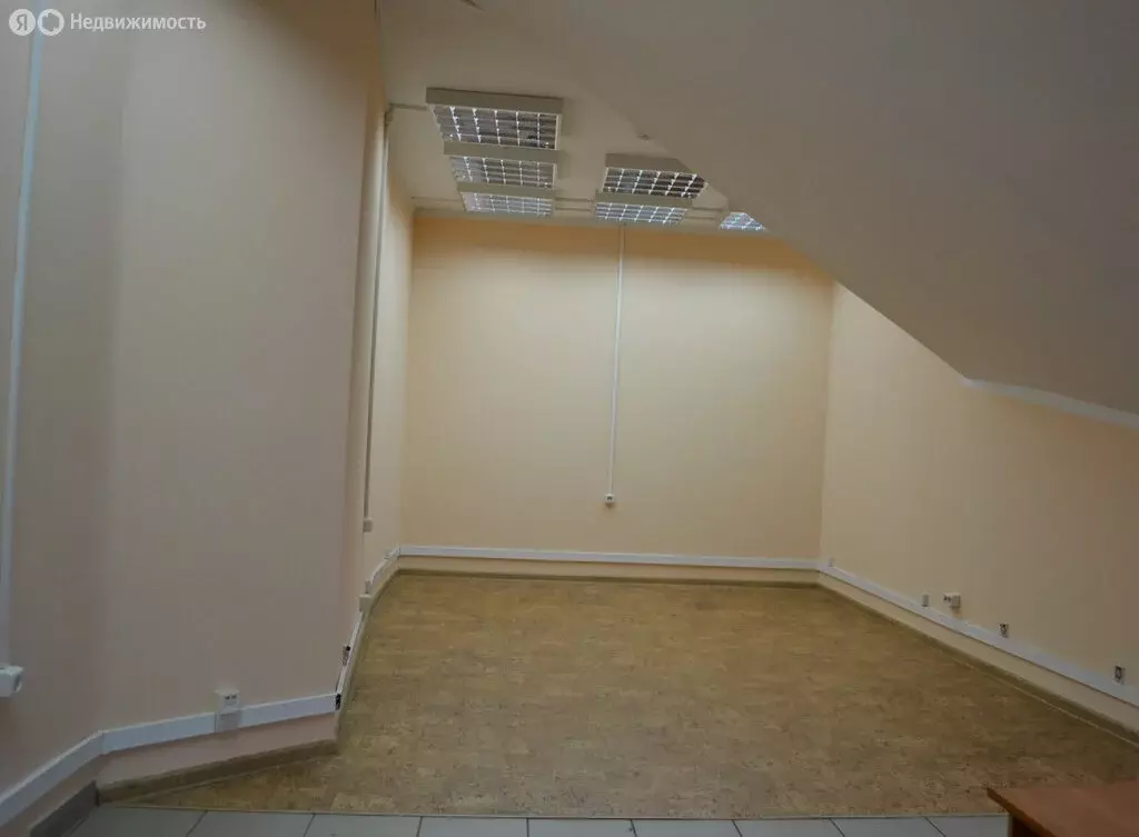 Офис (25 м) - Фото 2