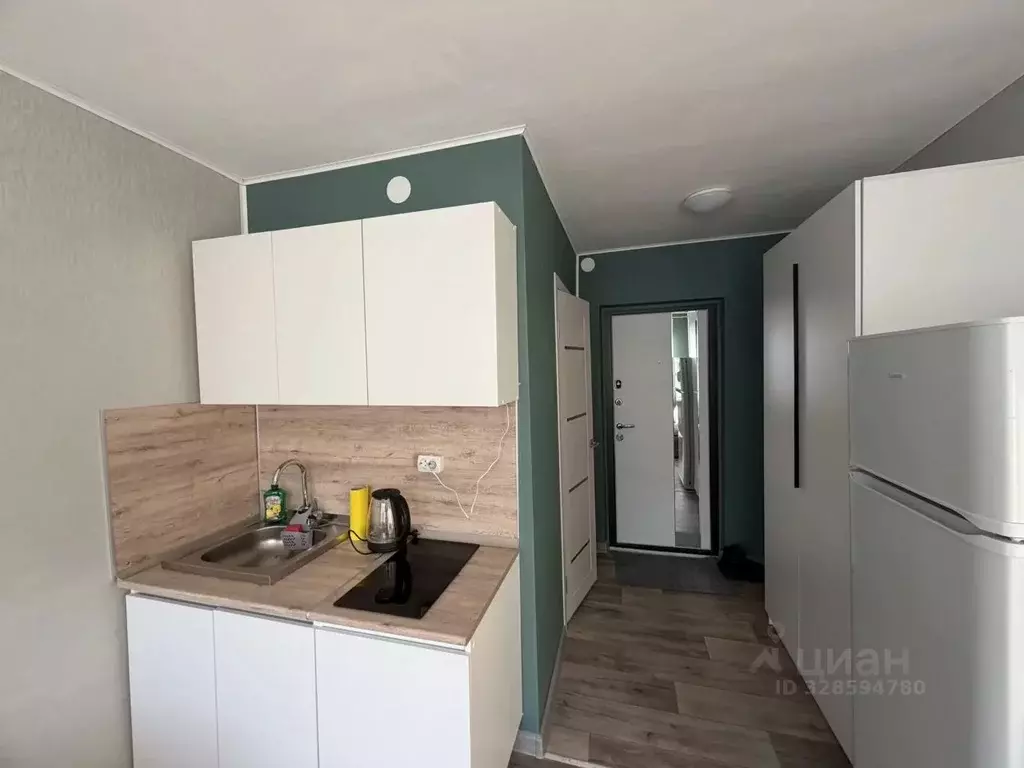 Студия Приморский край, Владивосток Некрасовская ул., 50 (18.0 м) - Фото 1