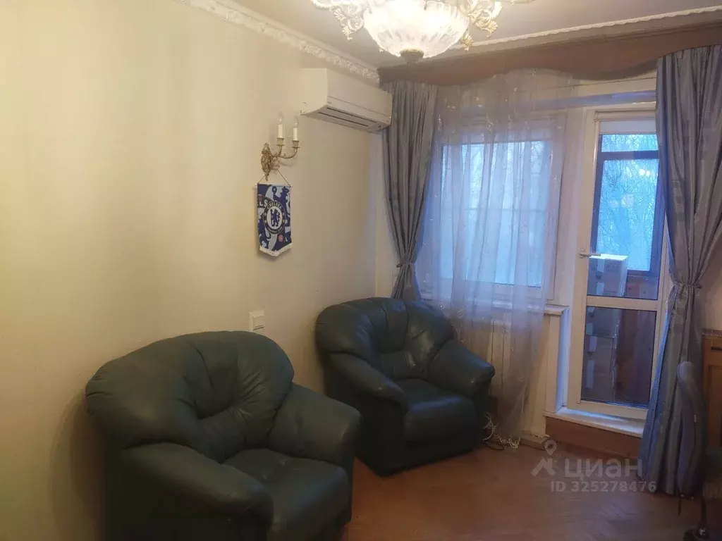 Комната Москва Осенний бул., 12К11 (38.0 м) - Фото 1