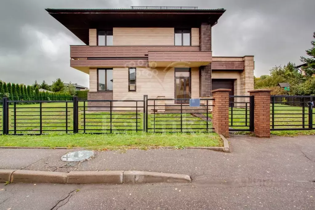 Дом в Москва Крекшино кп, ул. Клубничная, 132 (256 м) - Фото 1