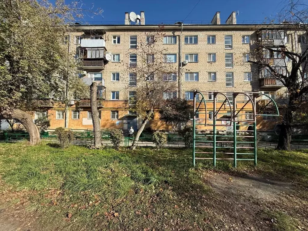 2-к кв. Свердловская область, Екатеринбург ул. Комсомольская, 10 (43.2 ... - Фото 1