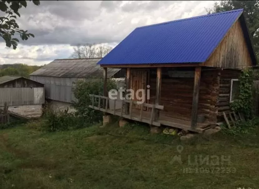 Дом в Башкортостан, Миякинский район, Биккуловский сельсовет, с. ... - Фото 1