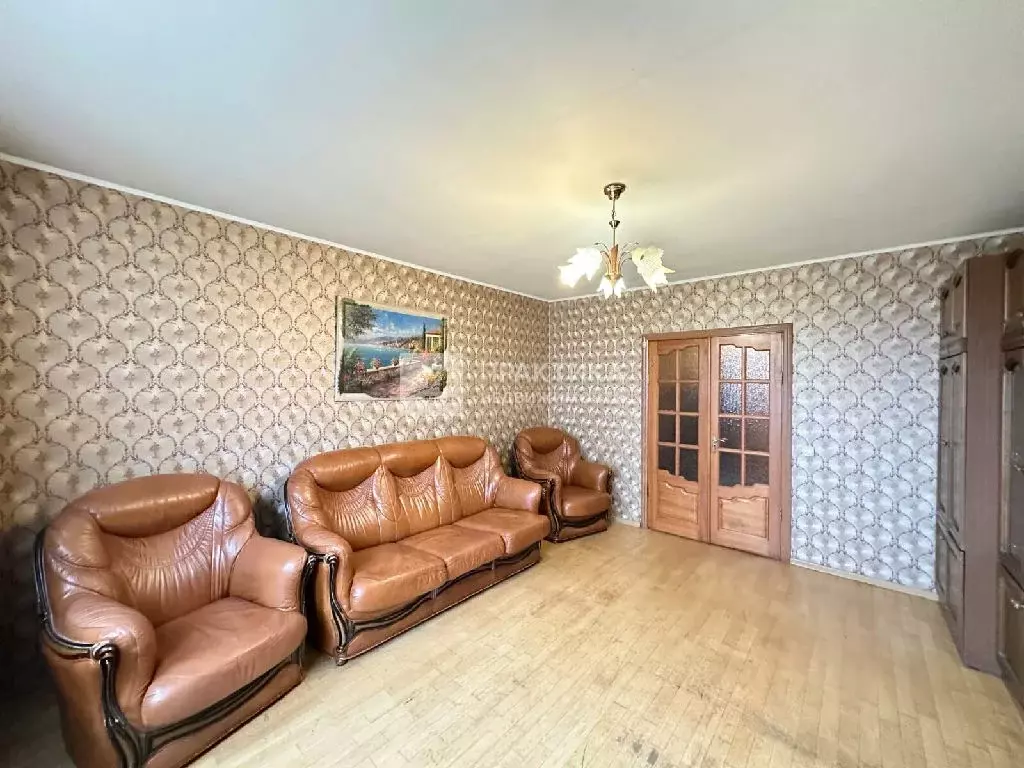 Продается 3-комнатная квартира - Фото 2