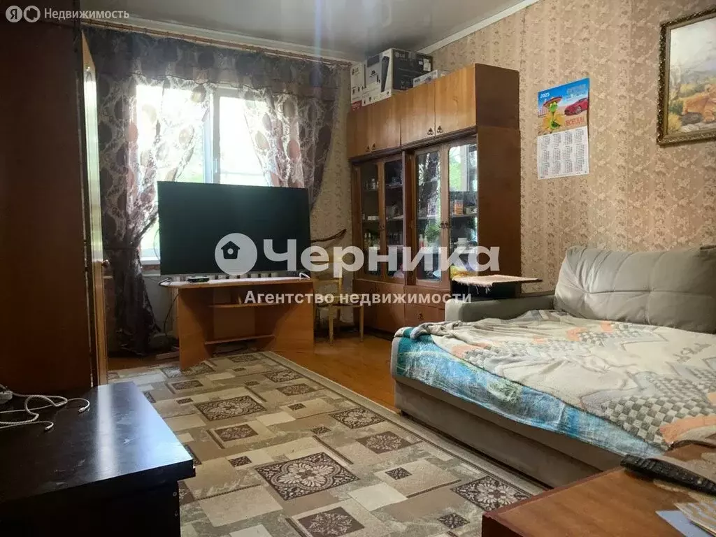3-комнатная квартира: Каменск-Шахтинский, Ученическая улица, 8 (57 м) - Фото 1