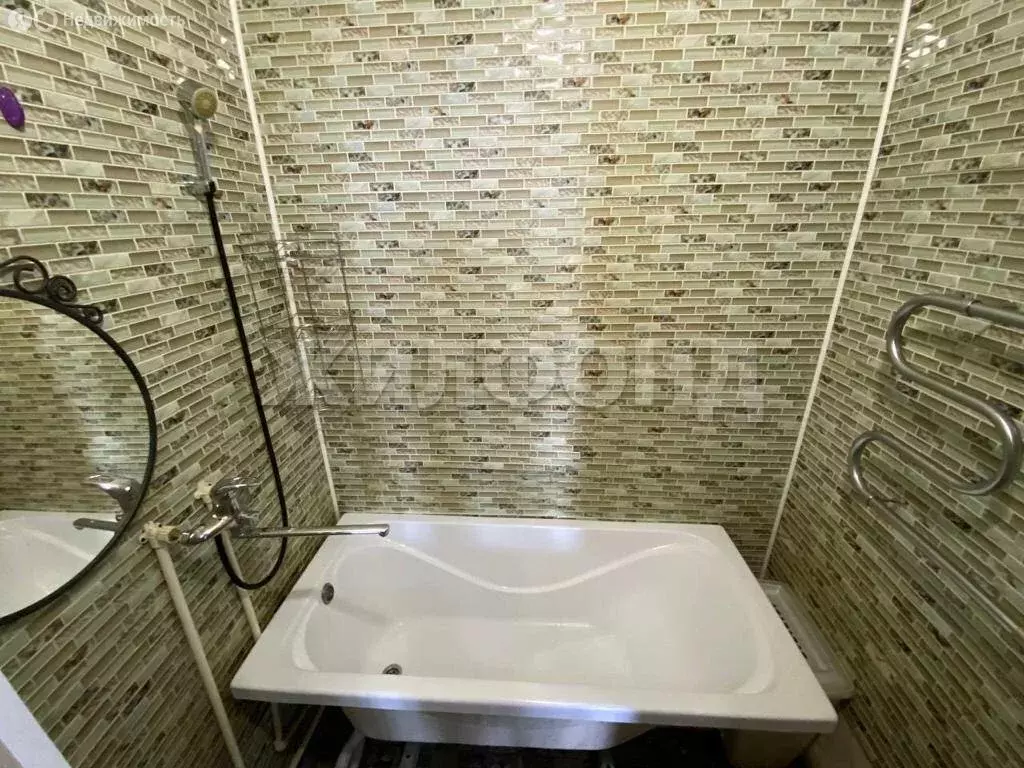 2-комнатная квартира: Абакан, улица Авиаторов, 4 (36.3 м) - Фото 0