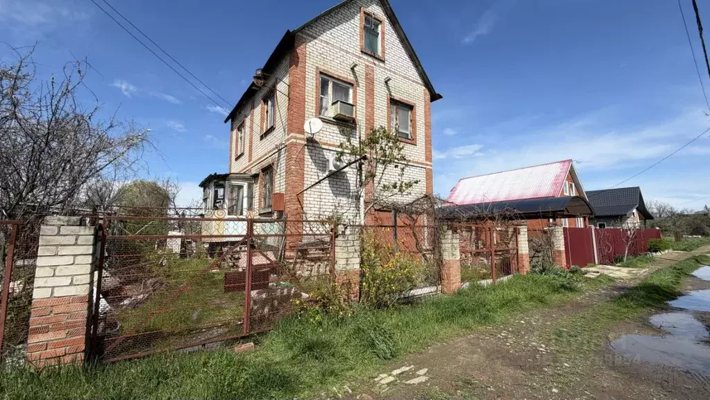 Дом в Краснодарский край, Краснодар Елизаветинская ст-ца, Кавказ ... - Фото 2