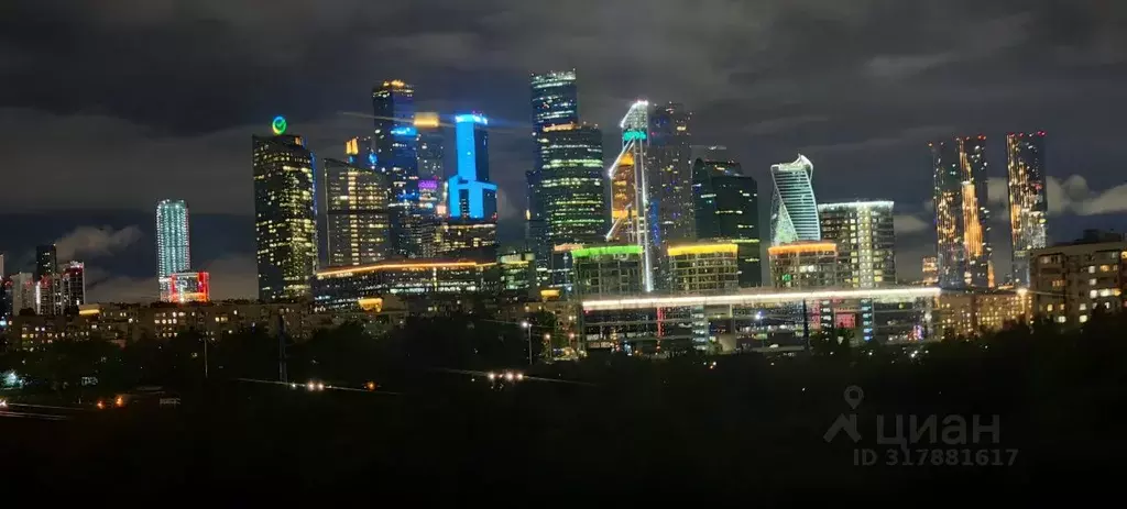 2-к кв. Москва ул. Пырьева, 26К1 (85.0 м) - Фото 0
