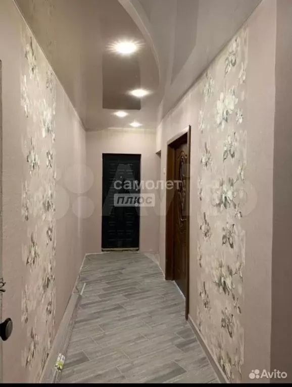 Комната 17,5 м в 3-к., 5/9 эт. - Фото 0